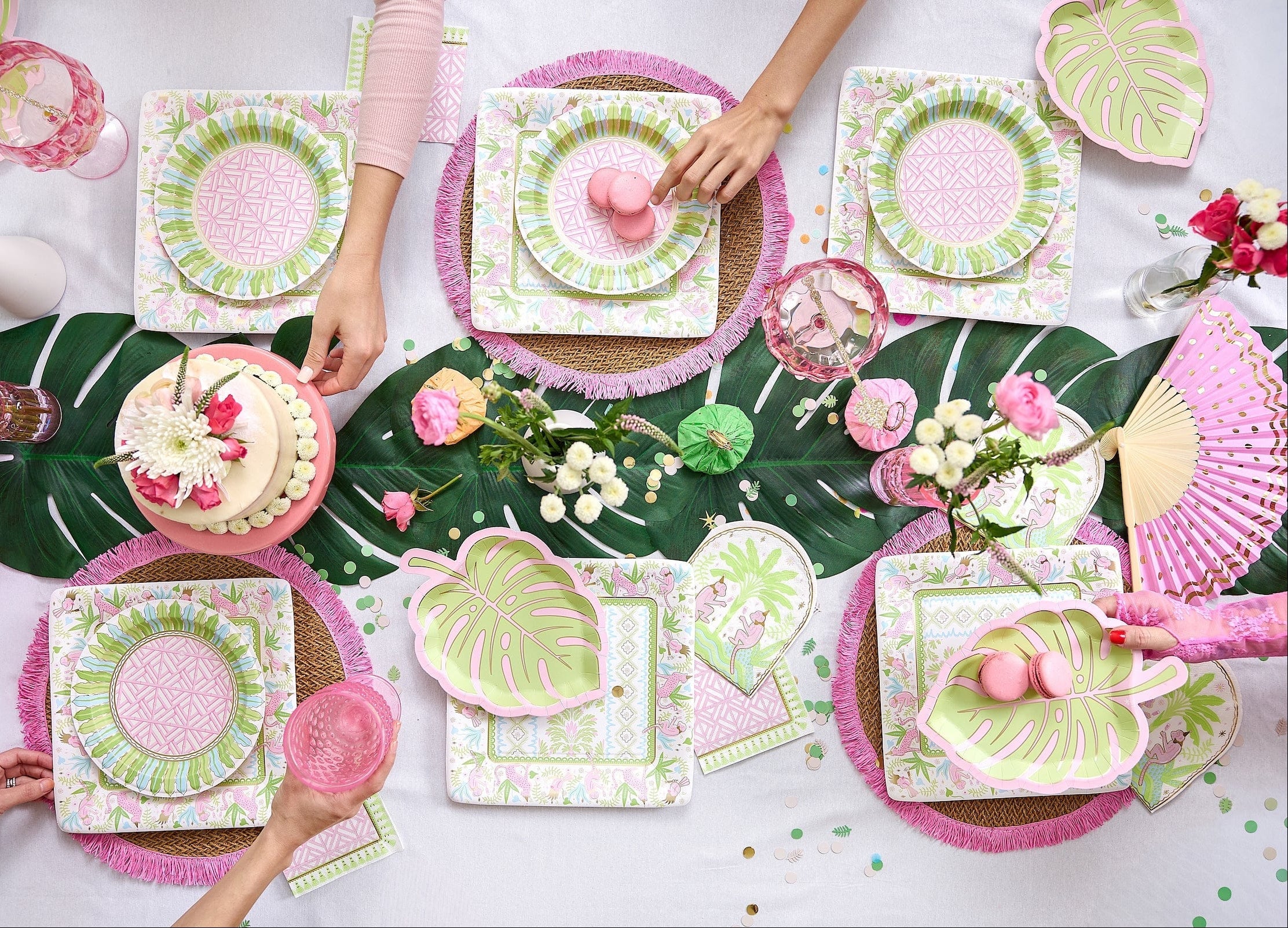 Party Animals Dinner Plates (10 count)